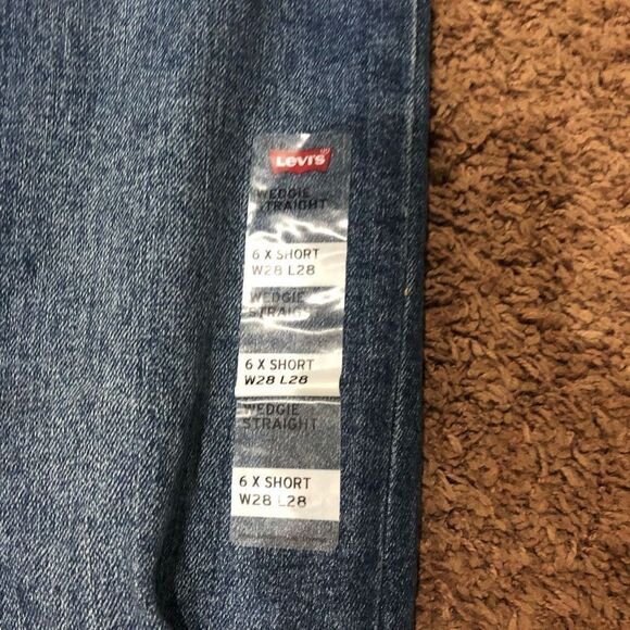 New Levi’s Queen of the Meadow Distressed High Waist Straight Leg Jeans For Wome - Picture 7 of 12